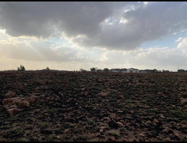 11,217M² VACANT LAND FOR SALE IN WALKERVILLE MANOR